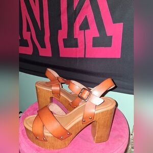 Limelight April Platform Sandals Size 10 Open Toe,cushion Insole,like New!